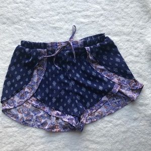 Xhilaration Flowy shorts